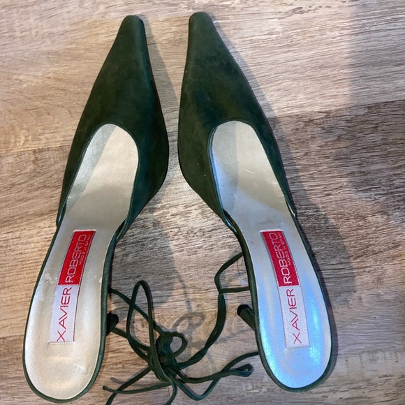 Xavier Roberto Women’s Green Suede Strappy Pointed Toe 4” High Heels size 7  (L) - Picture 3 of 10